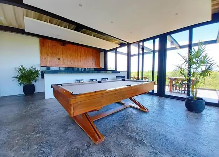 Pousada 8br Two-villa Compound With Four Pools *