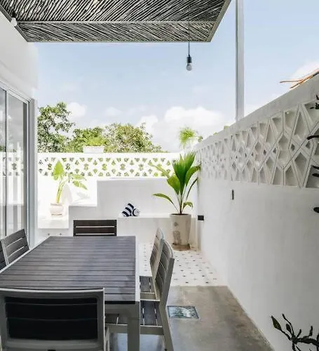 8br Two-villa Compound With Four Pools Tulum