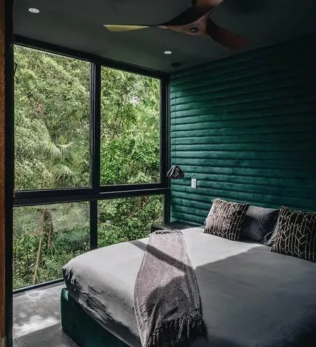 8br Two-villa Compound With Four Pools Pousada *