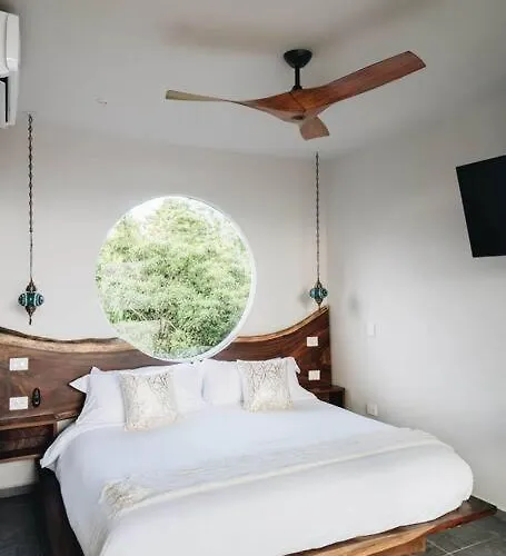 8br Two-villa Compound With Four Pools