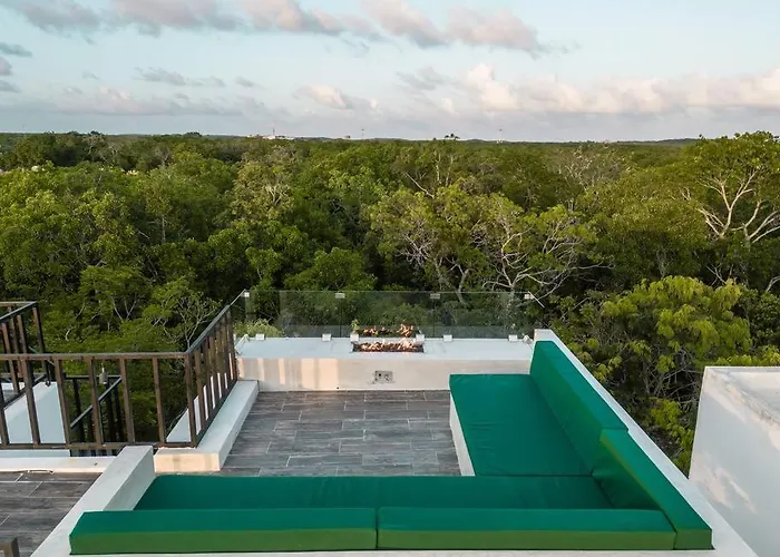 8br Two-villa Compound With Four Pools Pousada