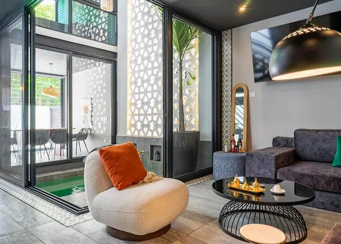 Pousada 8br Two-villa Compound With Four Pools *